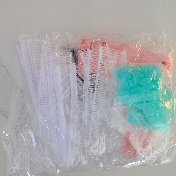 Tagging Gun Kit - Picture 5 of 5